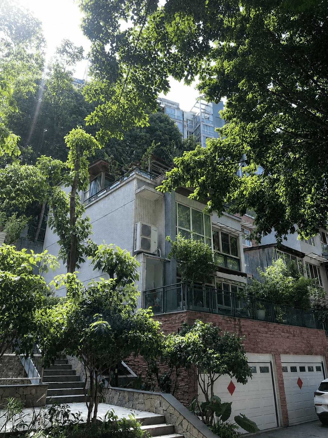 承德岛居岁月从容升级：小小岛老别墅加装蒂升悦行款电梯